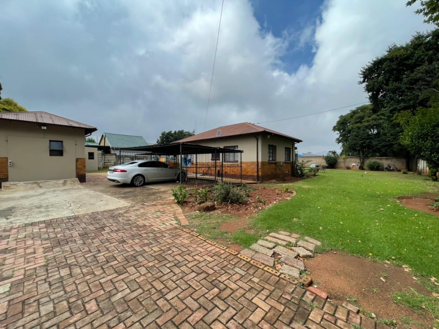 3 Bedroom Property for Sale in Witpoortjie Gauteng