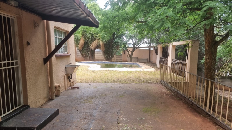 3 Bedroom Property for Sale in Roodekrans Gauteng