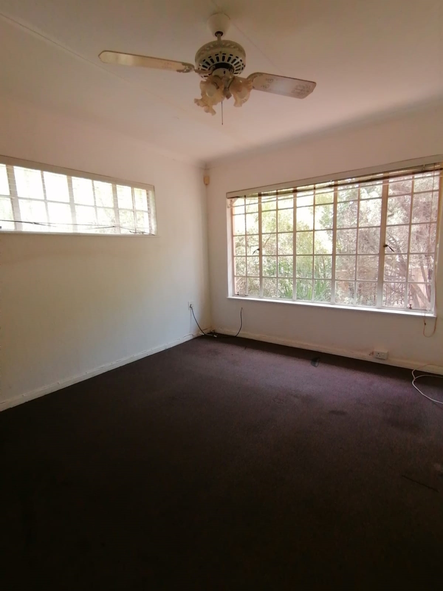 3 Bedroom Property for Sale in Roodekrans Gauteng