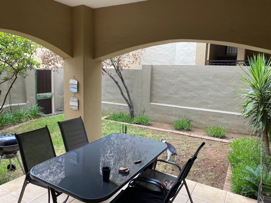 To Let 1 Bedroom Property for Rent in Lonehill Gauteng