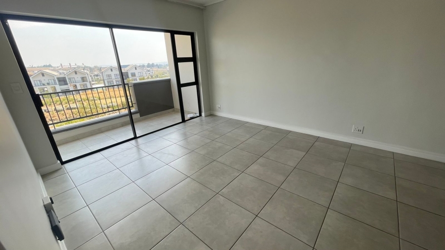 To Let 2 Bedroom Property for Rent in Waterfall Gauteng