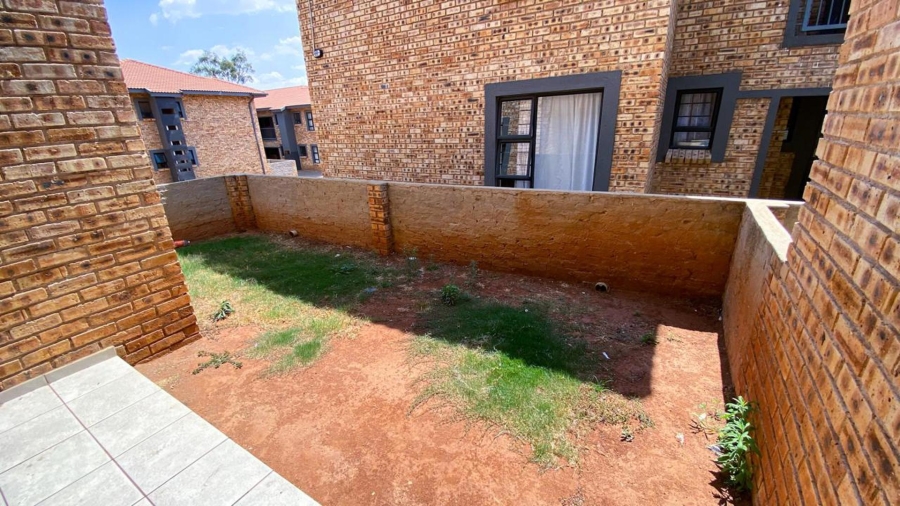 3 Bedroom Property for Sale in Cloverdene Gauteng