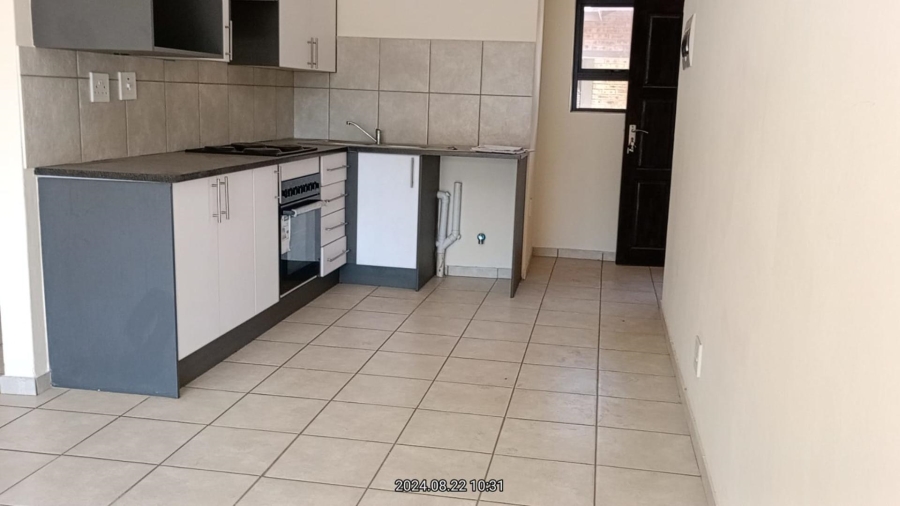 2 Bedroom Property for Sale in Cloverdene Gauteng