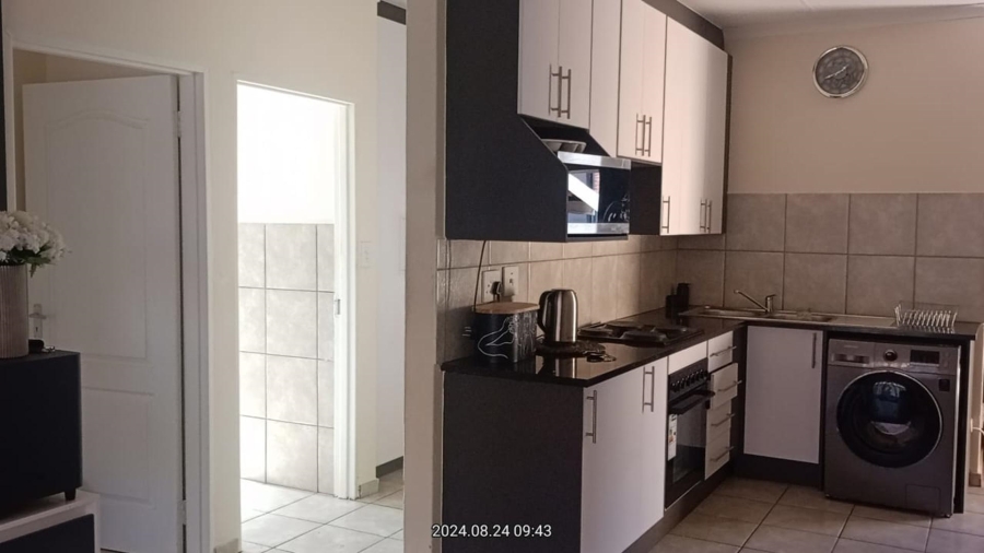 2 Bedroom Property for Sale in Cloverdene Gauteng