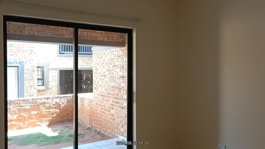 3 Bedroom Property for Sale in Cloverdene Gauteng