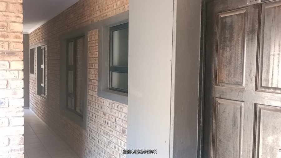 3 Bedroom Property for Sale in Cloverdene Gauteng