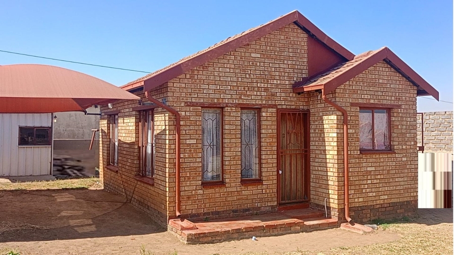 2 Bedroom Property for Sale in Cloverdene Gauteng