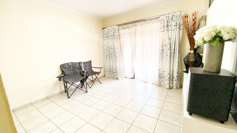 3 Bedroom Property for Sale in Crystal Park Gauteng