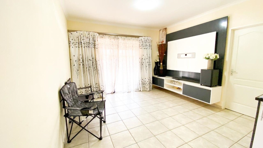 3 Bedroom Property for Sale in Crystal Park Gauteng