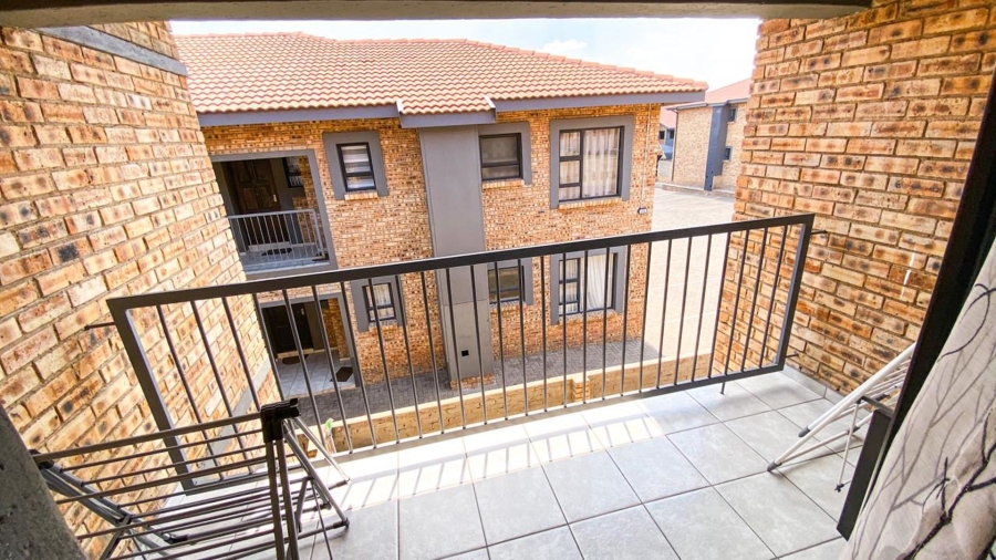 3 Bedroom Property for Sale in Crystal Park Gauteng