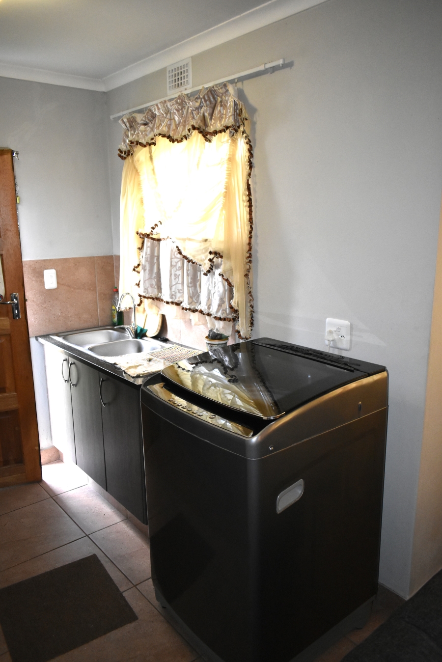 3 Bedroom Property for Sale in Andeon Gauteng