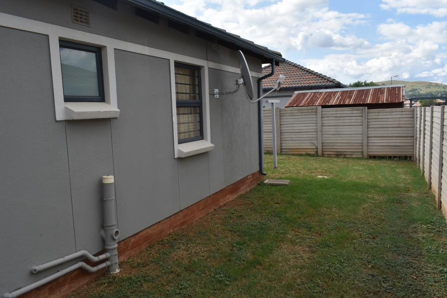 3 Bedroom Property for Sale in Andeon Gauteng