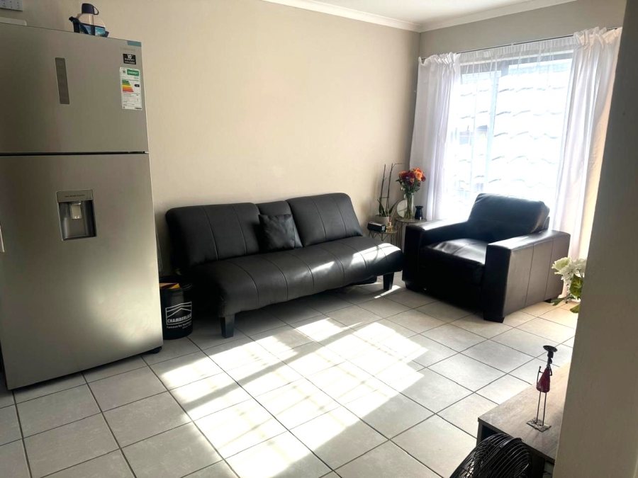 2 Bedroom Property for Sale in Dawn Park Gauteng