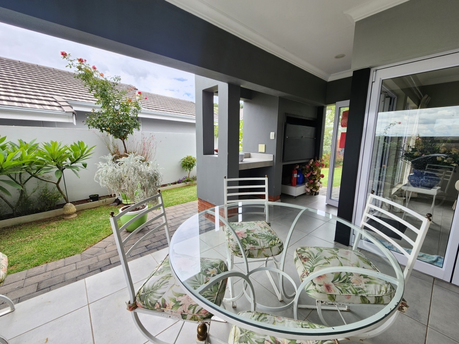 2 Bedroom Property for Sale in Waterkloof Marina Retirement Estate Gauteng