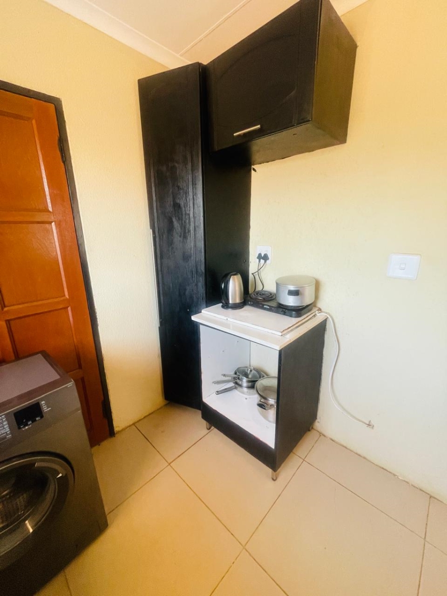 To Let 2 Bedroom Property for Rent in Soshanguve VV Gauteng