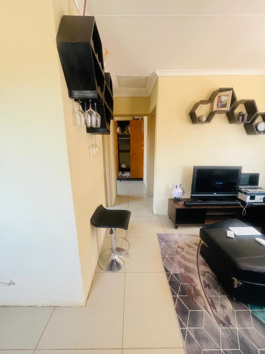 To Let 2 Bedroom Property for Rent in Soshanguve VV Gauteng