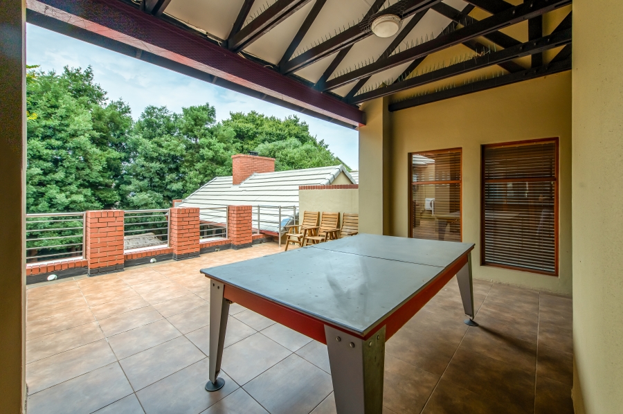 5 Bedroom Property for Sale in Southdowns Estate Gauteng