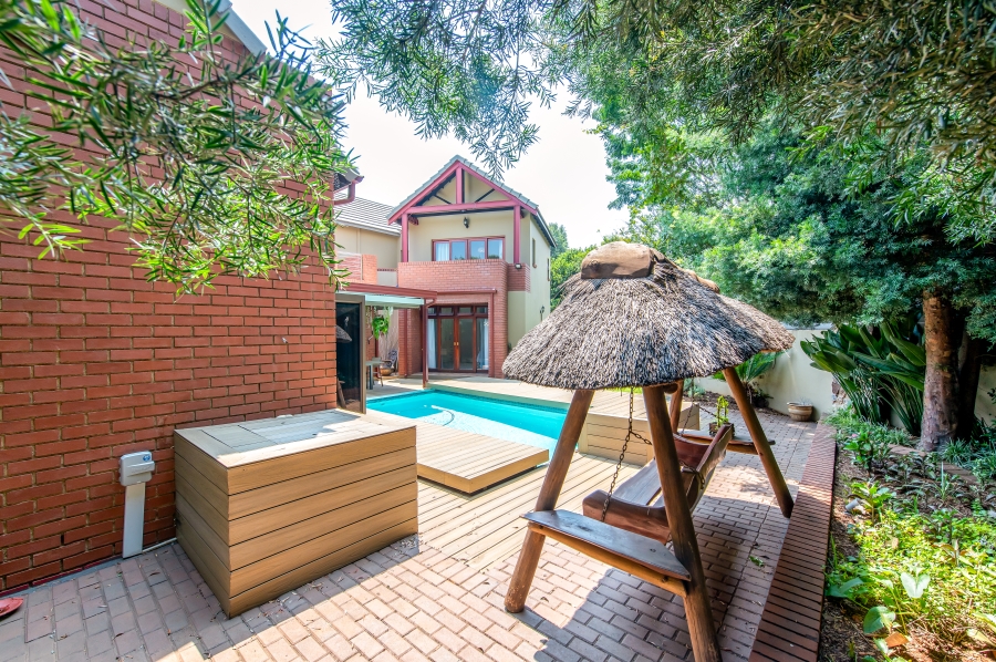 5 Bedroom Property for Sale in Southdowns Estate Gauteng