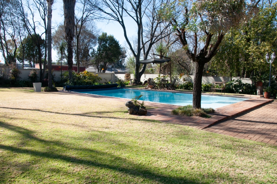 4 Bedroom Property for Sale in Paulshof Gauteng