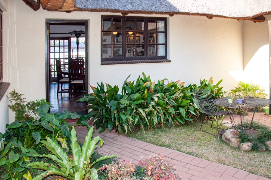 4 Bedroom Property for Sale in Paulshof Gauteng