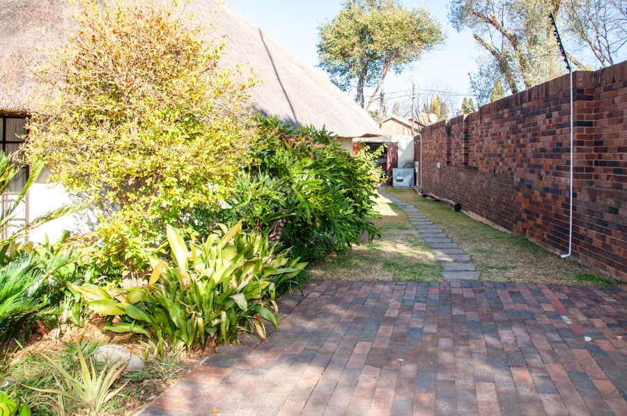 4 Bedroom Property for Sale in Paulshof Gauteng