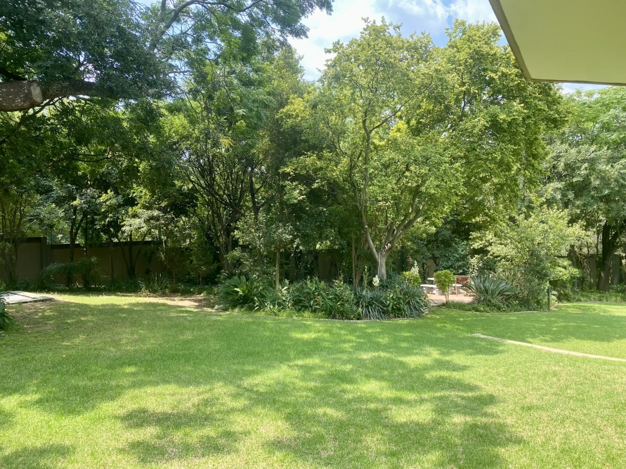 6 Bedroom Property for Sale in Edenburg Gauteng