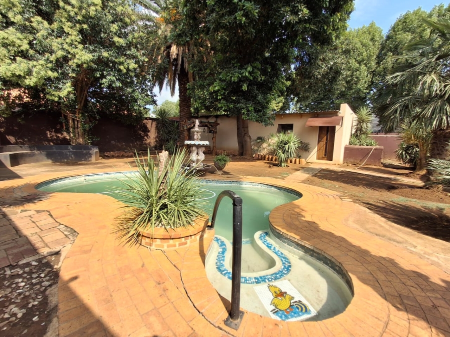 4 Bedroom Property for Sale in Brakpan Central Gauteng