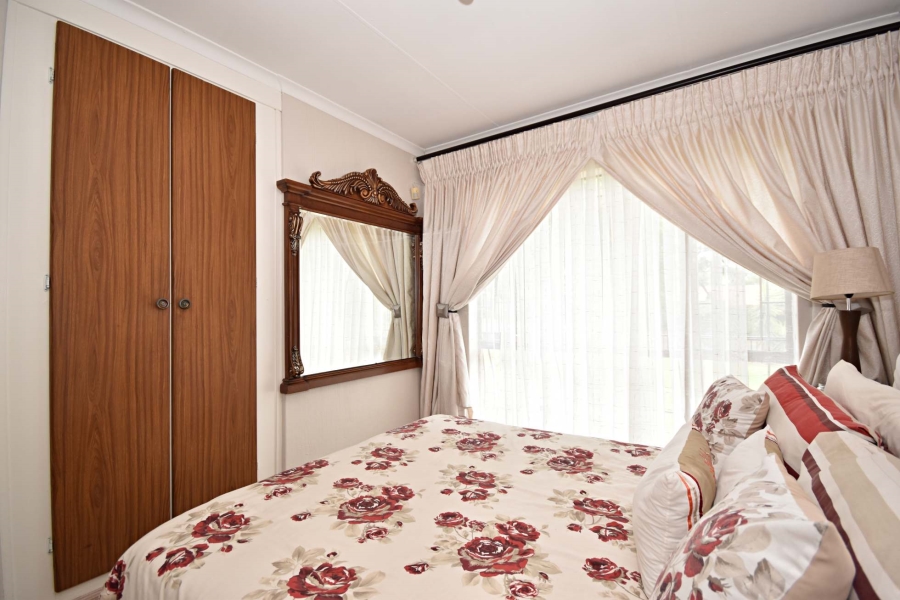 4 Bedroom Property for Sale in Bromhof Gauteng