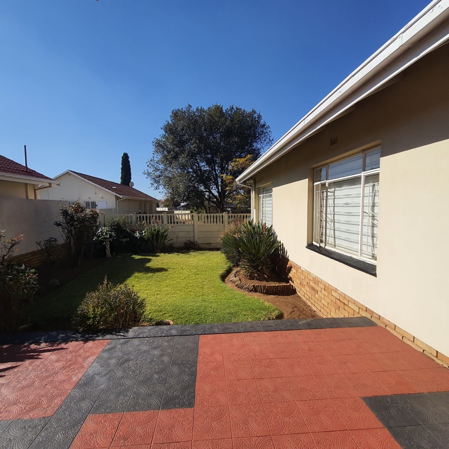 4 Bedroom Property for Sale in Sharon Park Gauteng