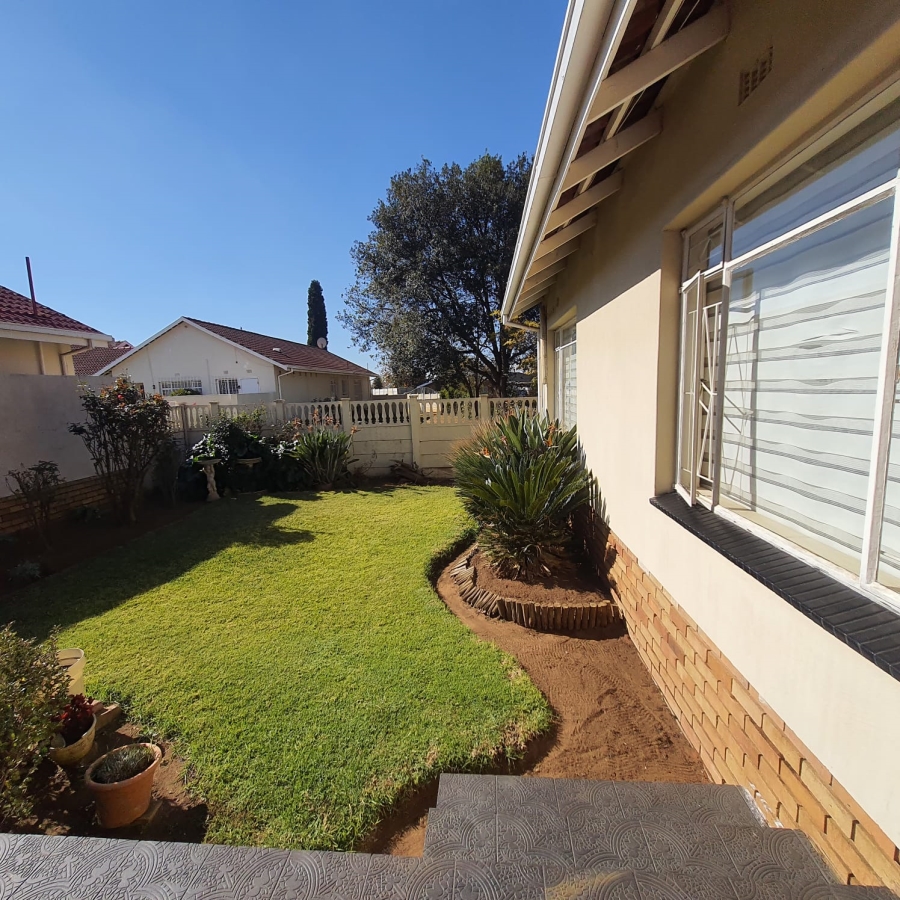 4 Bedroom Property for Sale in Sharon Park Gauteng