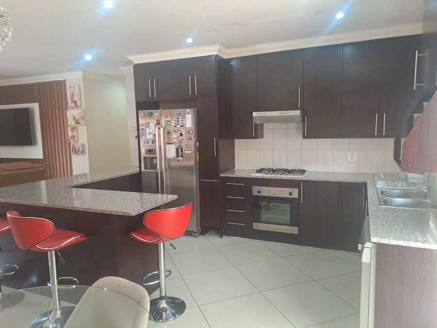 3 Bedroom Property for Sale in New Redruth Gauteng