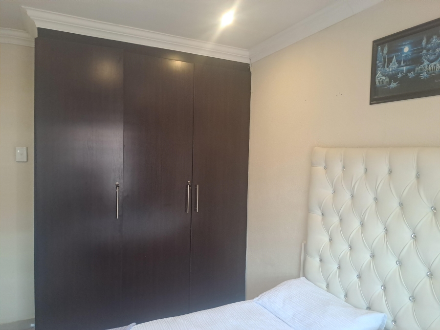 3 Bedroom Property for Sale in New Redruth Gauteng