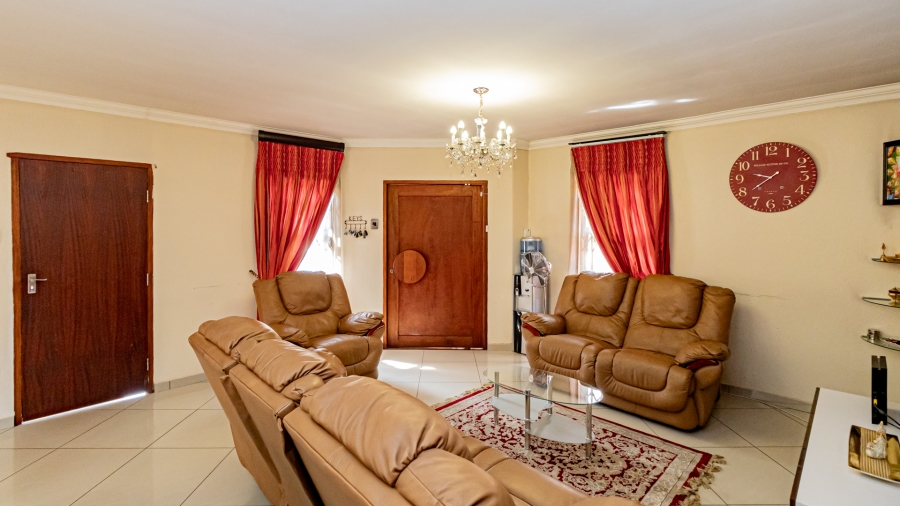 3 Bedroom Property for Sale in New Redruth Gauteng