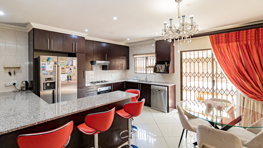 3 Bedroom Property for Sale in New Redruth Gauteng