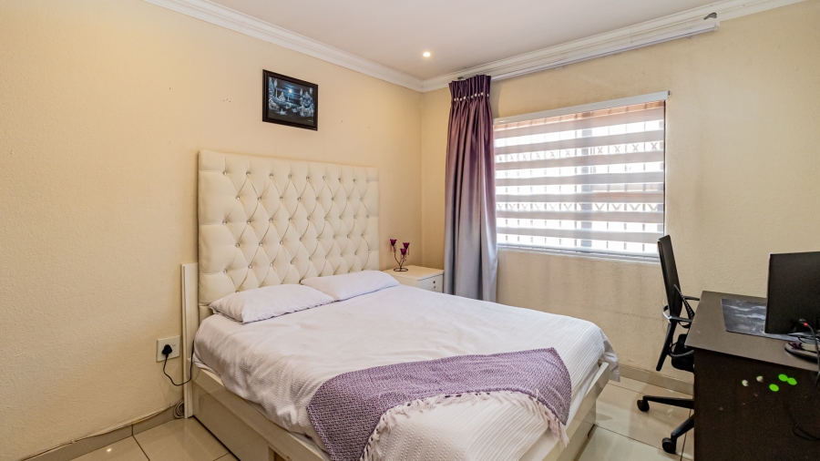 3 Bedroom Property for Sale in New Redruth Gauteng