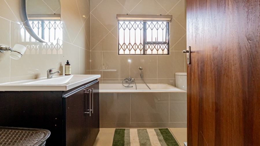 3 Bedroom Property for Sale in New Redruth Gauteng