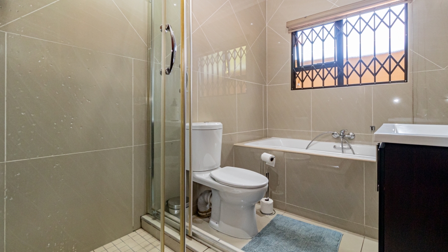 3 Bedroom Property for Sale in New Redruth Gauteng