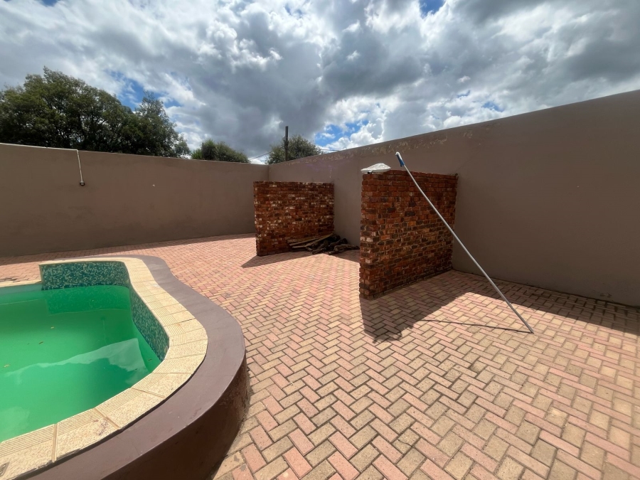 4 Bedroom Property for Sale in Brakpan Central Gauteng