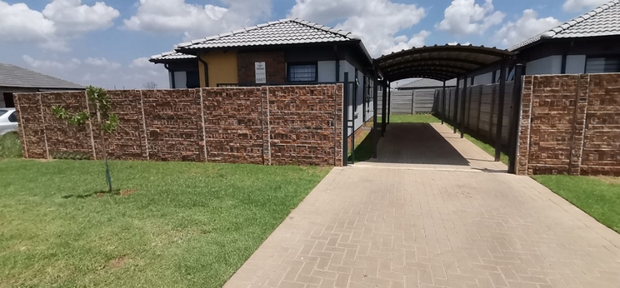 3 Bedroom Property for Sale in Sky City Gauteng