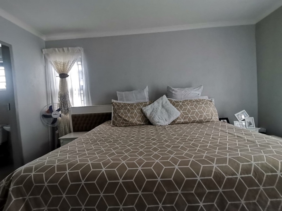 3 Bedroom Property for Sale in Sky City Gauteng