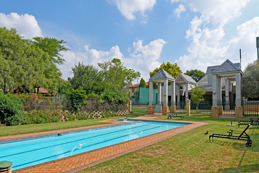 5 Bedroom Property for Sale in Broadacres Gauteng