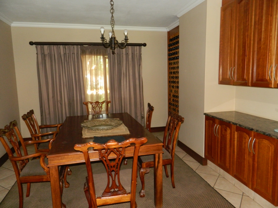 To Let 4 Bedroom Property for Rent in Silver Lakes Golf Estate Gauteng