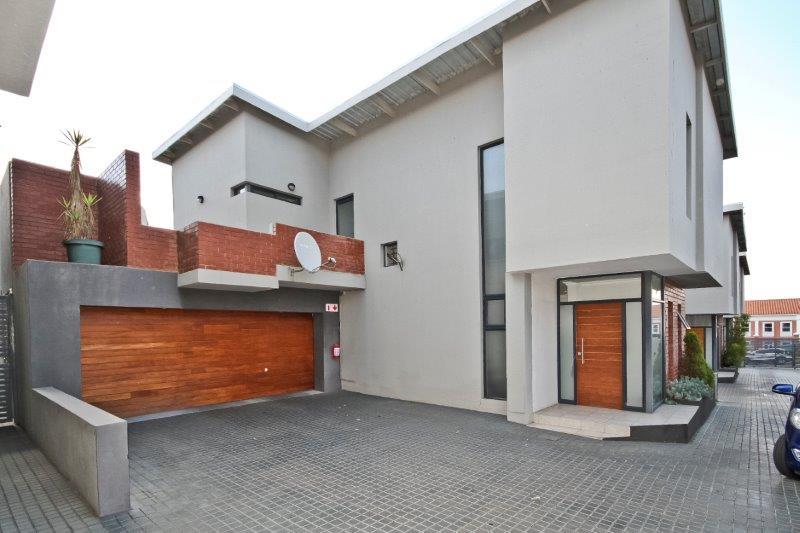 To Let 3 Bedroom Property for Rent in Greenside Gauteng