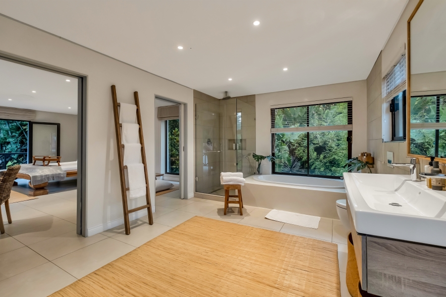 4 Bedroom Property for Sale in Morningside Manor Gauteng