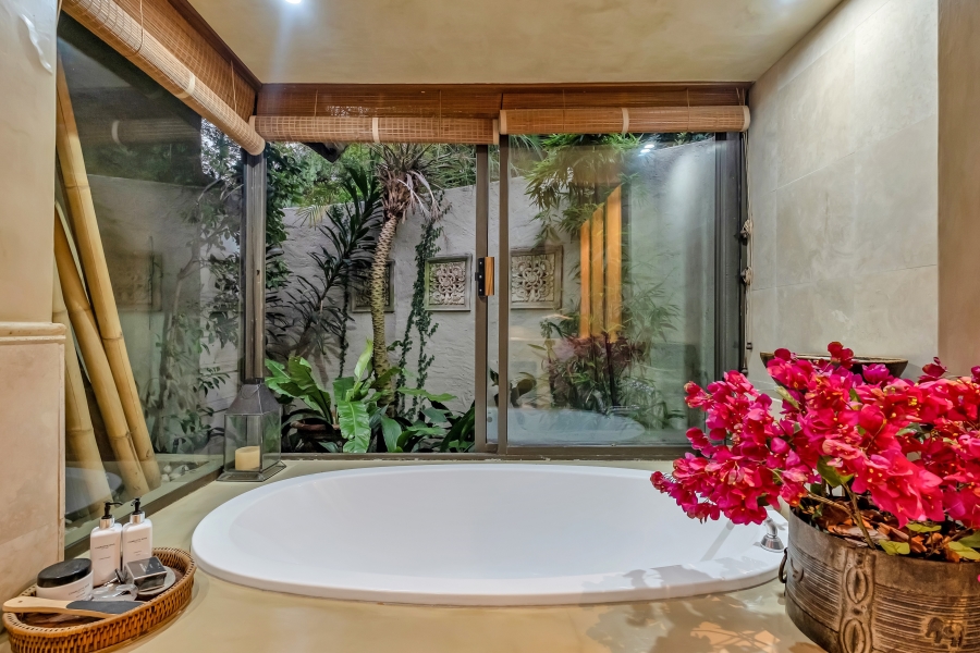 4 Bedroom Property for Sale in Morningside Manor Gauteng