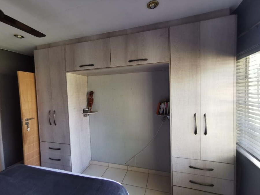 3 Bedroom Property for Sale in Brackendowns Gauteng