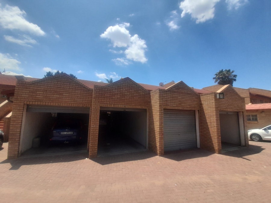 3 Bedroom Property for Sale in Turffontein Gauteng