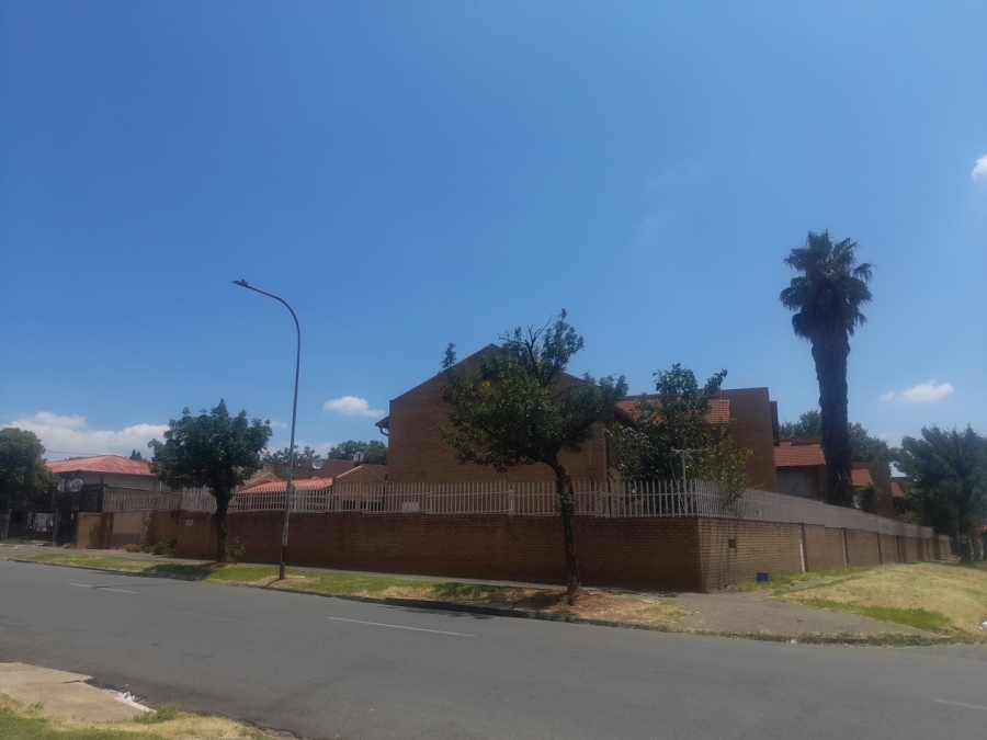 3 Bedroom Property for Sale in Turffontein Gauteng