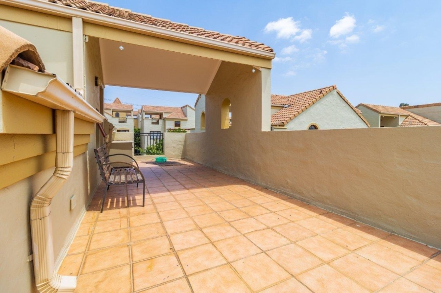 2 Bedroom Property for Sale in Morningside Gauteng