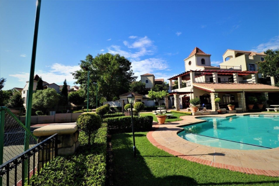 2 Bedroom Property for Sale in Morningside Gauteng